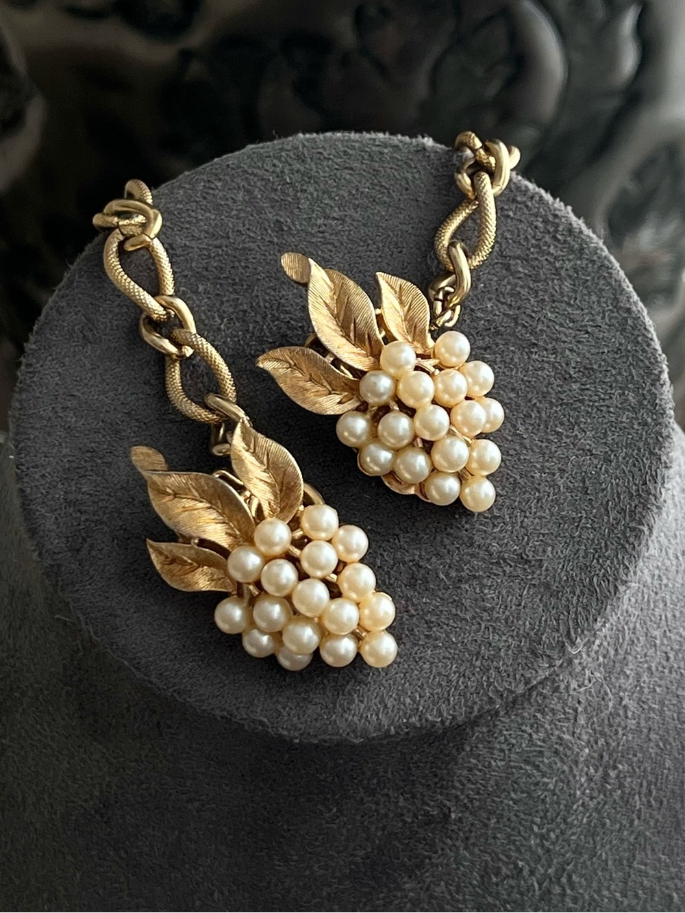 Vintage Trifari Crown 50s Grape Fruit Flower Pearl Cluster Gold Sweater Clips
